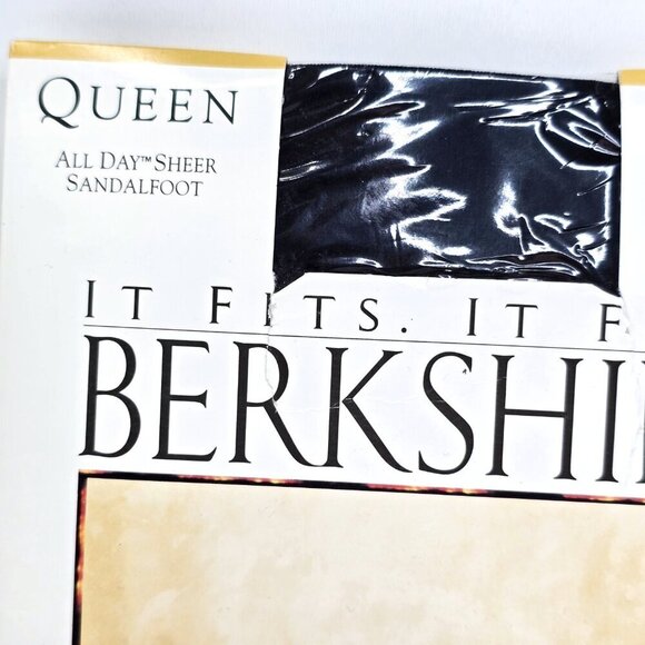 Vintage Berkshire Pantyhose Plus Size Queen 1X Off Black Nylon Sandalfoot - Picture 4 of 7